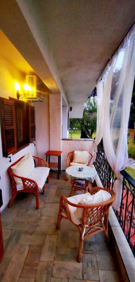 Golden Summer Apartment Nea Fokea Exterior photo