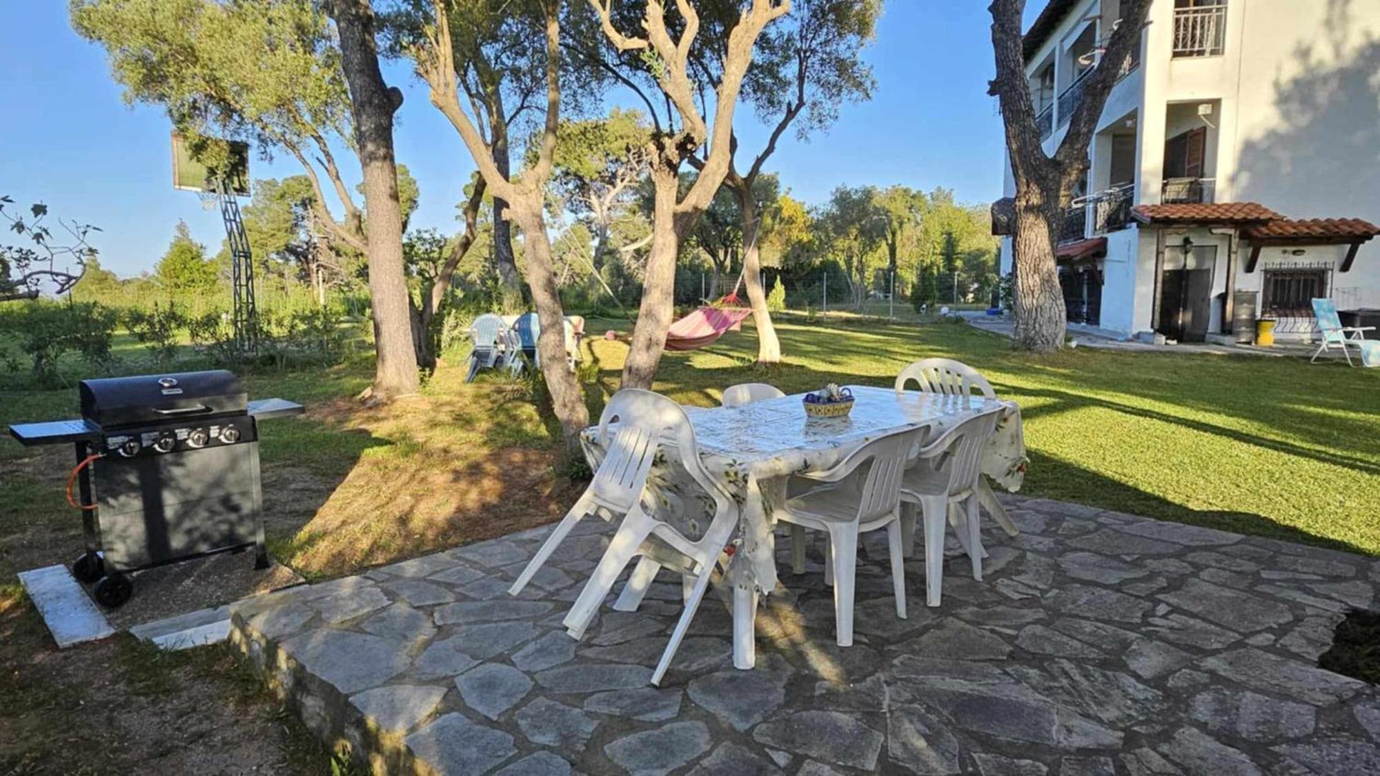 Golden Summer Apartment Nea Fokea Exterior photo